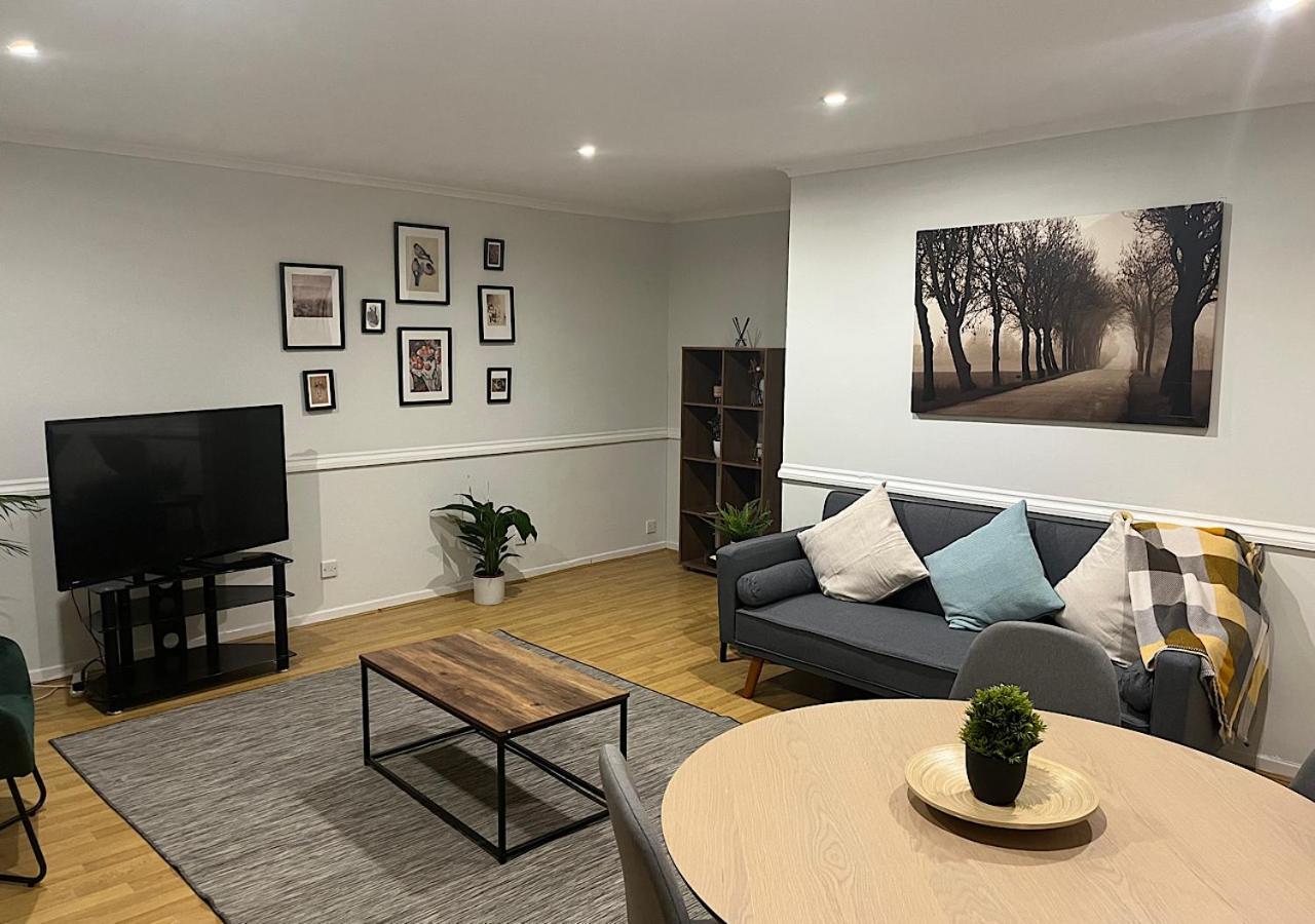 Lovely 2 Bedroom Apartment With Parking Space London Ngoại thất bức ảnh